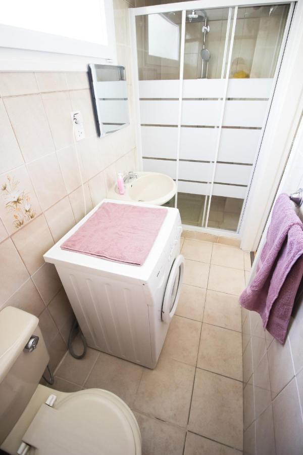 Moon-Light Studio Hotell Larnaca Exteriör bild